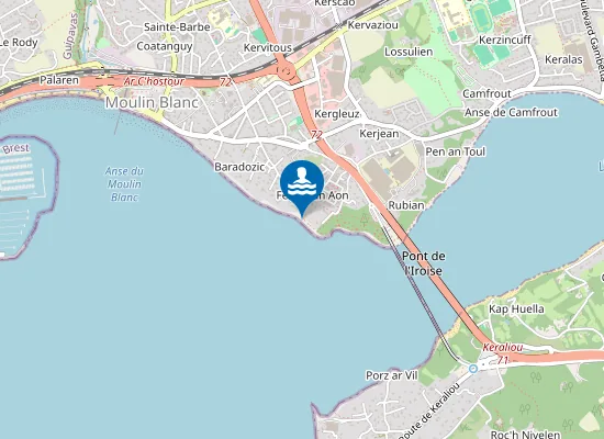 Map of Plage des sables rouges