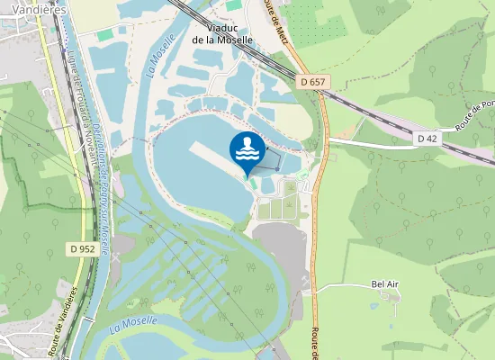Map of Base de Loisirs du Grand Bleu