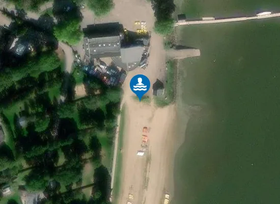 Satellite image of LAC AU DUC