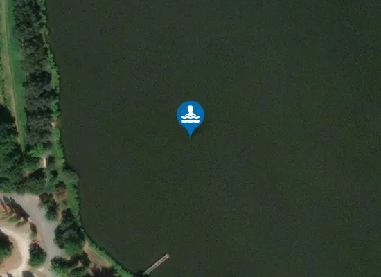 Satellite image of BASE DE LOISIRS DU MARAIS