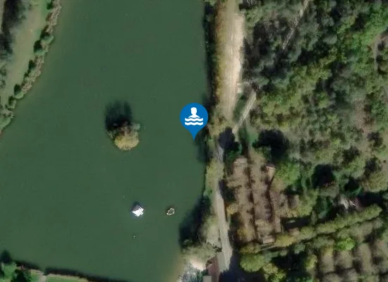 Satellite image of CAMPING LE LAC