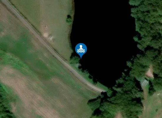 Satellite image of ETANG COMMUNAL DE ST SAUD