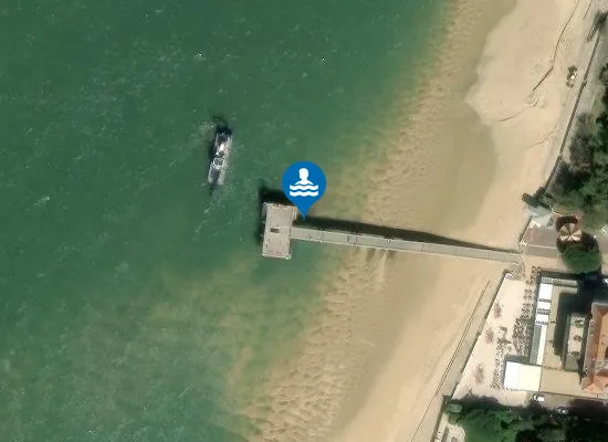 Satellite image of LE MOULLEAU