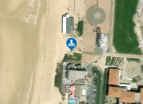 Satellite image of PLAGE CENTRE