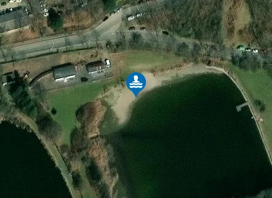 Satellite image of KOUPALIŠTĚ VE VOLNÉ PŘÍRODĚ MOTOL