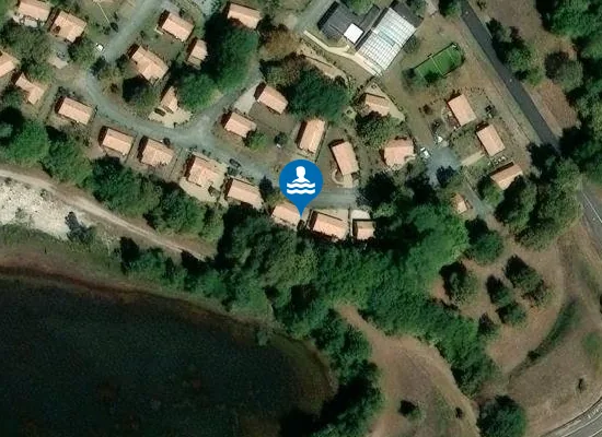 Satellite image of LAC DE PEYRE