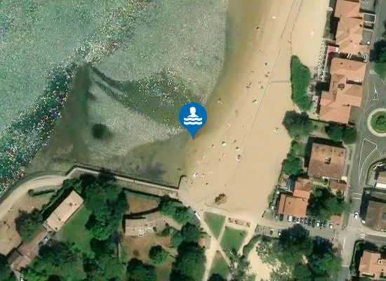 Satellite image of PARC (LAC MARIN)