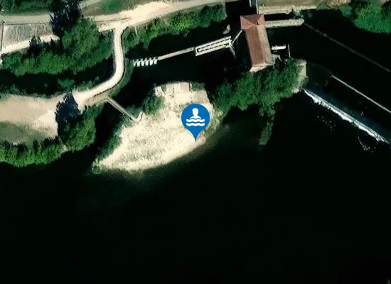 Satellite image of PLAGE AIGUILLON