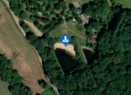 Satellite image of LES SAULES