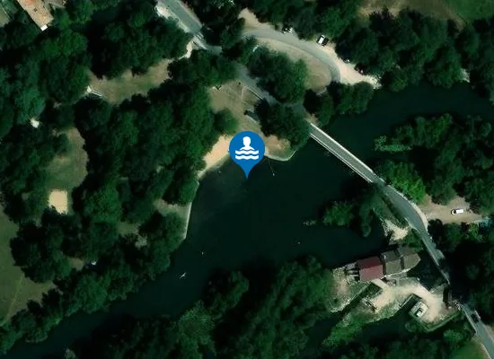 Satellite image of LES PETITS ESSARDS