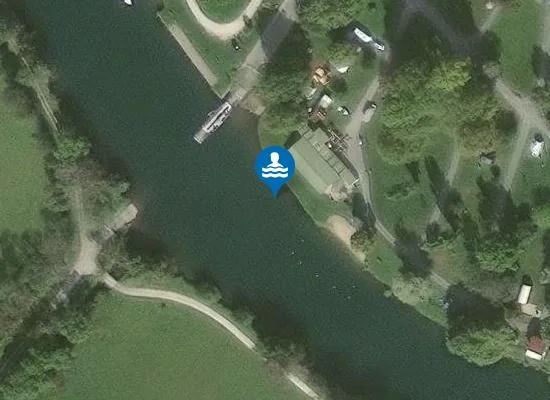 Satellite image of BAIGNADE RIVE DROITE CHARENTE NIVEAU BOURG