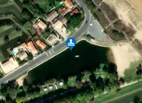 Satellite image of PLAN D'EAU AMENAGE