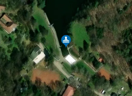 Satellite image of KOUPALIŠTĚ LULEČ