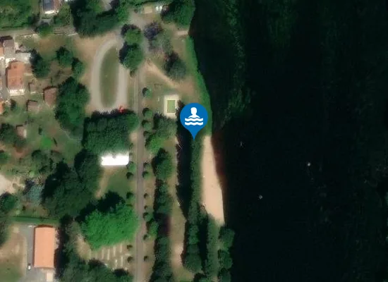 Satellite image of QUEAUX - CAMPING (LA VIENNE)