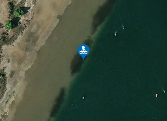 Satellite image of ETANG DE MATEILLE