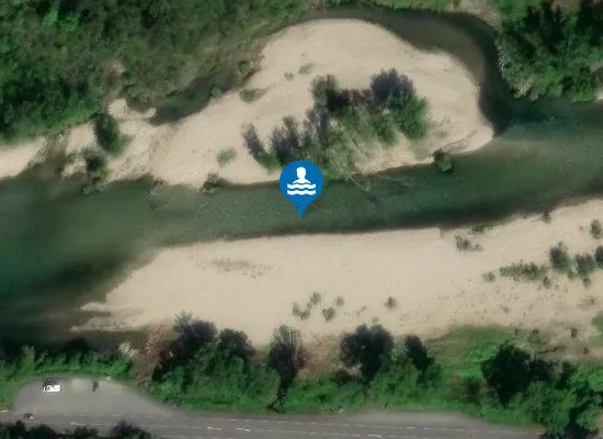 Satellite image of LA MADELEINE