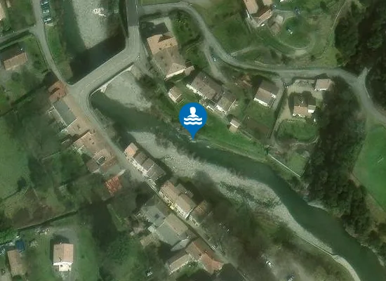 Satellite image of BAIGNADE DE SAUMANE