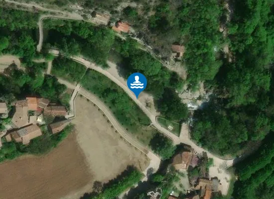 Satellite image of VIS-NAVACELLES LA CASCADE