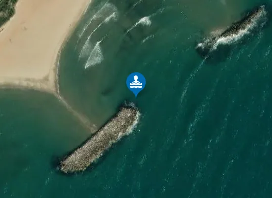 Satellite image of LES MOUETTES