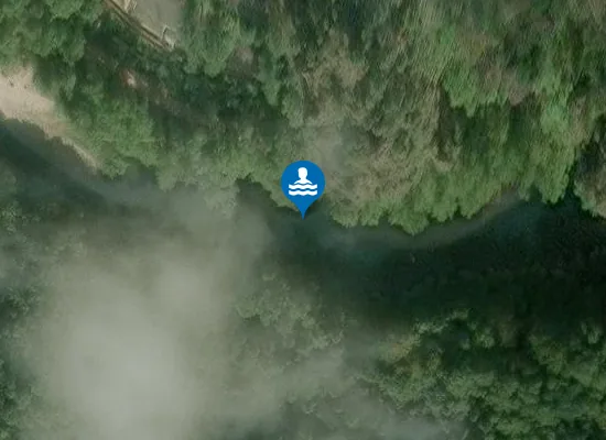 Satellite image of LE DEBARCADERE