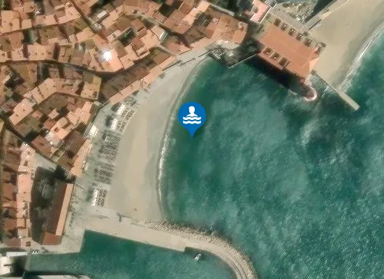 Satellite image of PLAGE DES PECHEURS