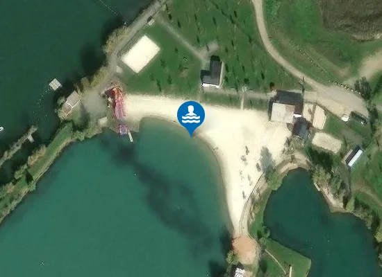 Satellite image of BAIGNADE LAC DES BONNETS MURET