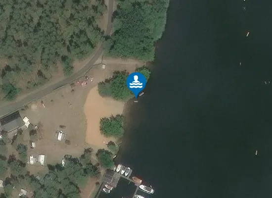 Satellite image of HOELZENER SEE KIEZ HOELZENER SEE GRAEBENDORF