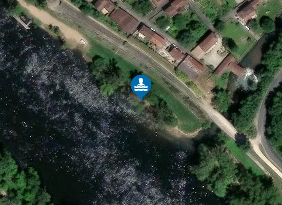 Satellite image of BERGE DU LOT