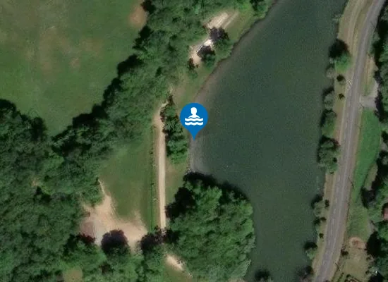 Satellite image of PLAN D'EAU DU MOULIN BAS