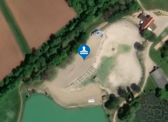 Satellite image of RETENUE DE VERE-GRESIGNE