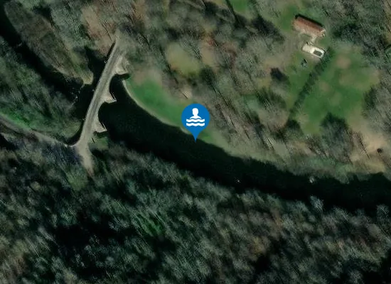 Satellite image of CAMPING AIRE NATURELLE PAMPELONNE