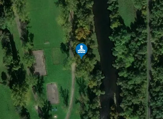 Satellite image of ALLIER RIVE GAUCHE CAMPING