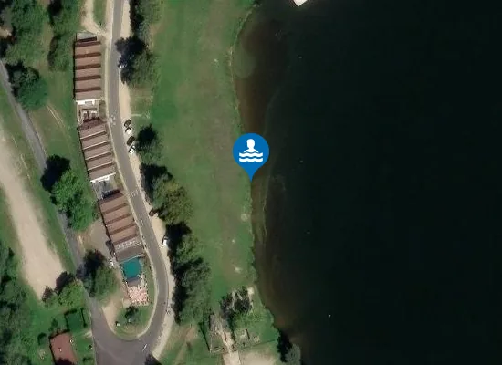 Satellite image of PLAN D'EAU DE ST REMY : COTE BAR