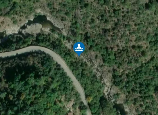 Satellite image of LA GLUEYRE A LA PLAGE DE FONTUGNE