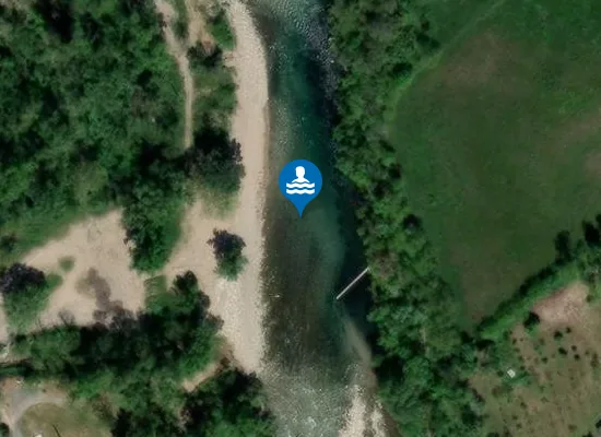 Satellite image of LA BEAUME A LA PLAGE DU PETIT ROCHER