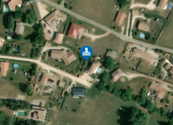 Satellite image of LE LAC AUX RAMIERS