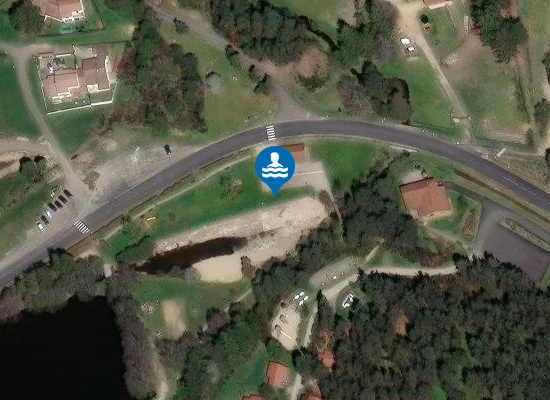 Satellite image of PLAN D'EAU - LE CHANDIEU