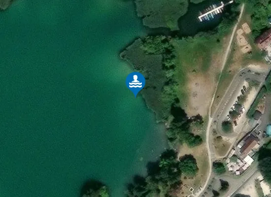 Satellite image of PLAN D'EAU DE SAINT ANDRE LES MARCHES