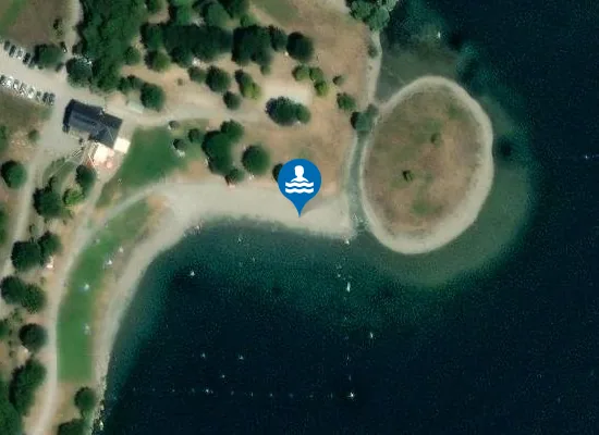 Satellite image of PLAN D'EAU DES HURTIERES