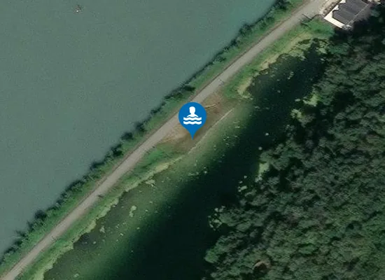 Satellite image of PLAN D'EAU L'ETANG BLEU