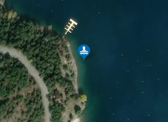 Satellite image of BAIGNADE FLOTTANTE DU BOIS VIEUX