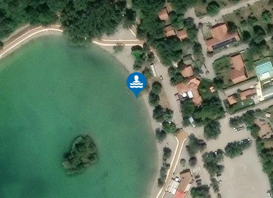 Satellite image of PLAN D'EAU DE VEYNES