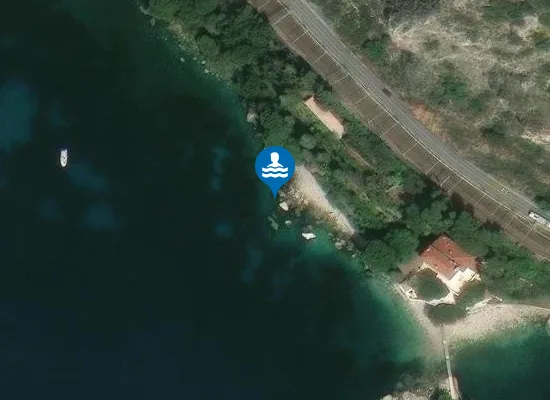 Satellite image of EZE EST