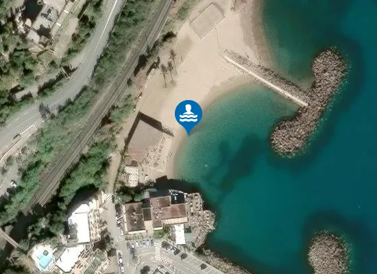 Satellite image of LA RAGUE
