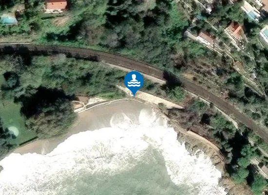 Satellite image of LA BUSE