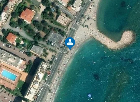 Satellite image of ROQUEBRUNE