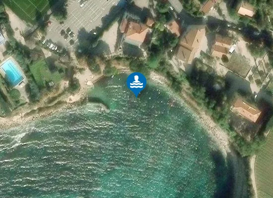 Satellite image of CORTON