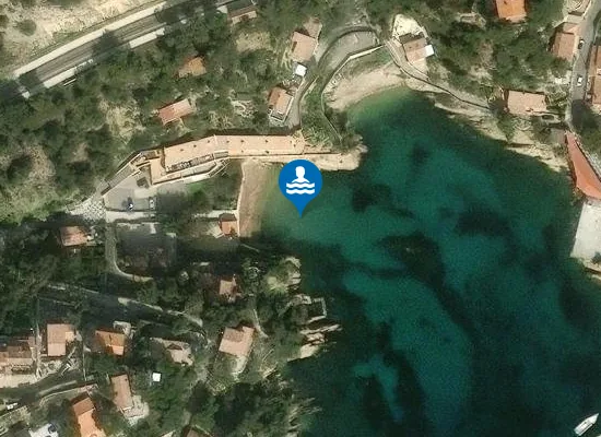 Satellite image of LA REDONNE