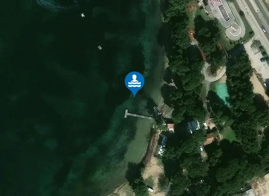 Satellite image of LES ROBINSONS