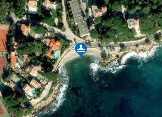Satellite image of PLAGE DU BARRY